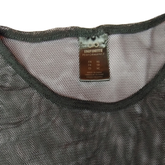 🧡 5/$25 Infinite Performance Mesh/Fishnet T Shirt - Picture 2 of 2